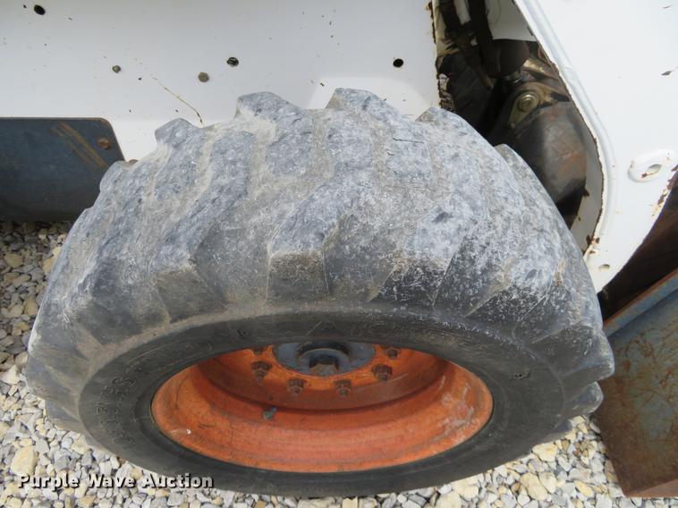 image for item DC0993 1998 Bobcat 763 skid steer