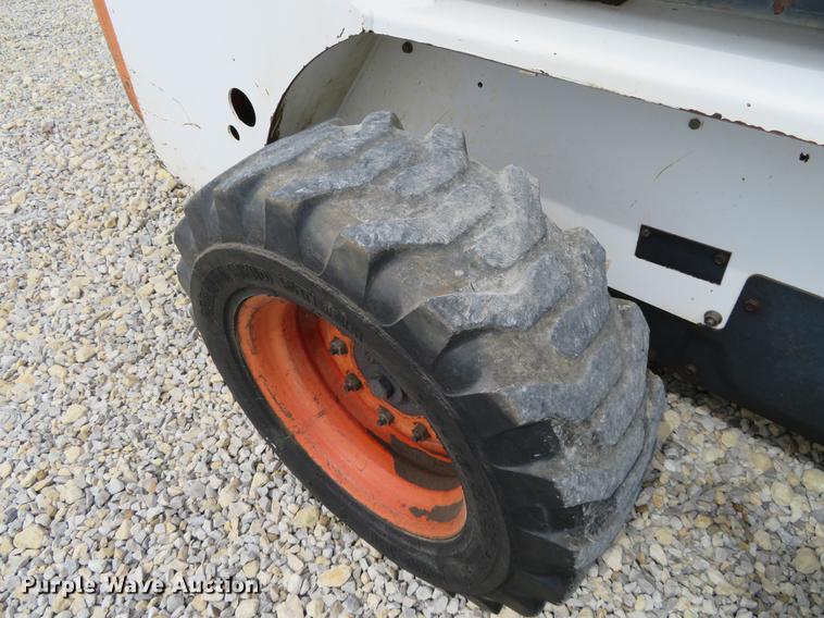 image for item DC0993 1998 Bobcat 763 skid steer