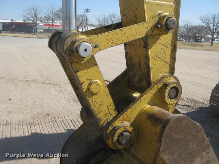 image for item DC2336 2001 Caterpillar 320CL excavator