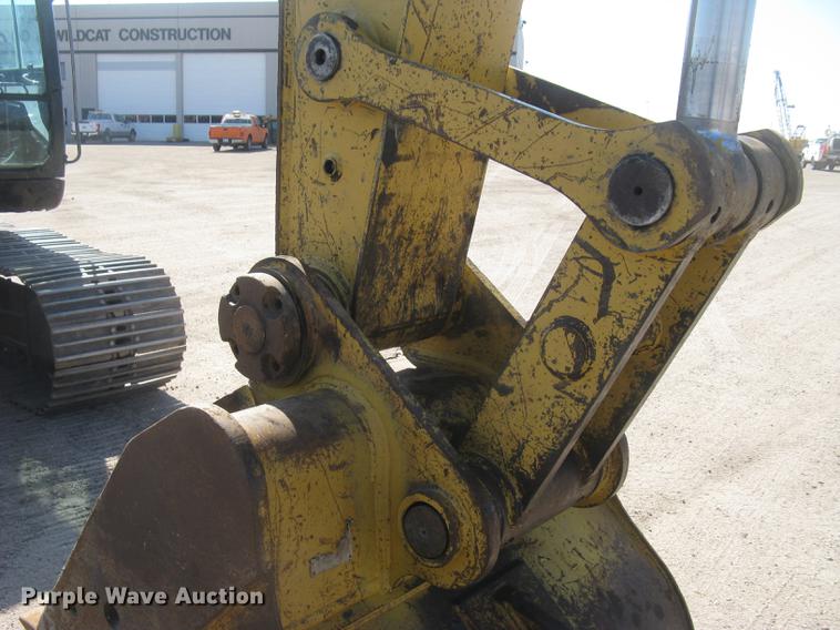 image for item DC2336 2001 Caterpillar 320CL excavator