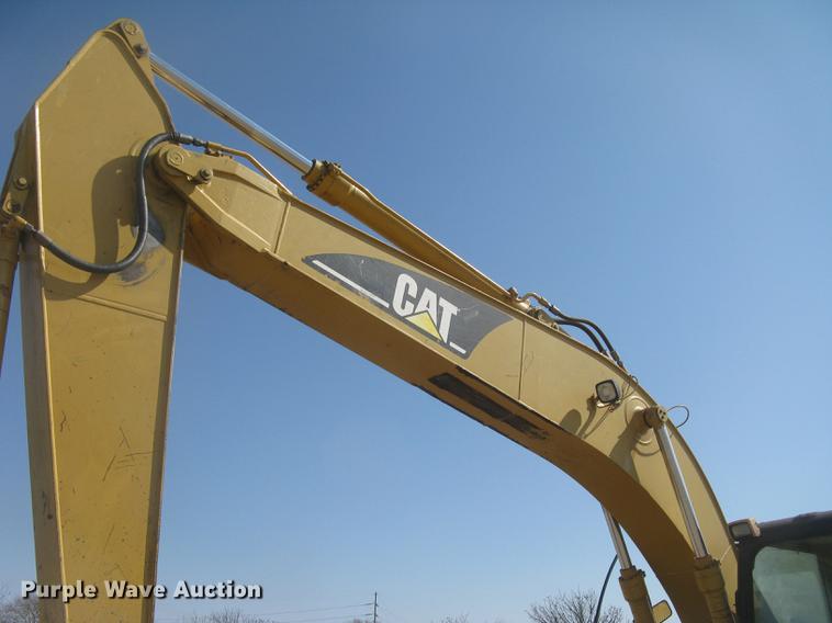 image for item DC2336 2001 Caterpillar 320CL excavator