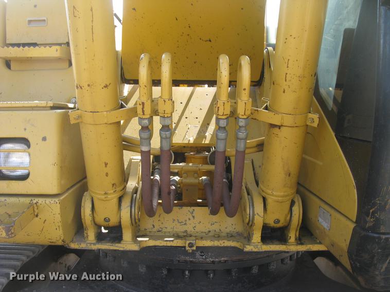 image for item DC2336 2001 Caterpillar 320CL excavator