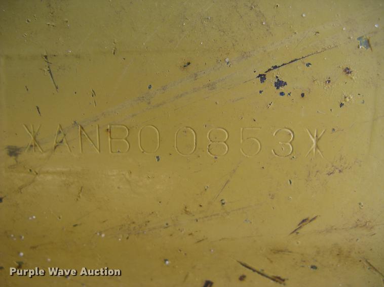 image for item DC2336 2001 Caterpillar 320CL excavator