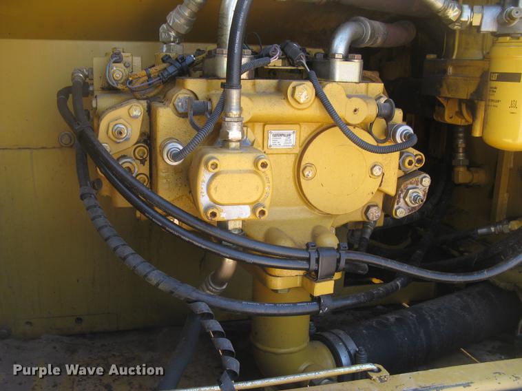 image for item DC2336 2001 Caterpillar 320CL excavator