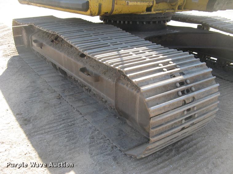 image for item DC2336 2001 Caterpillar 320CL excavator