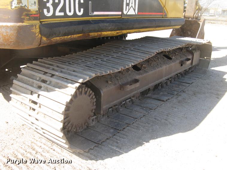 image for item DC2336 2001 Caterpillar 320CL excavator