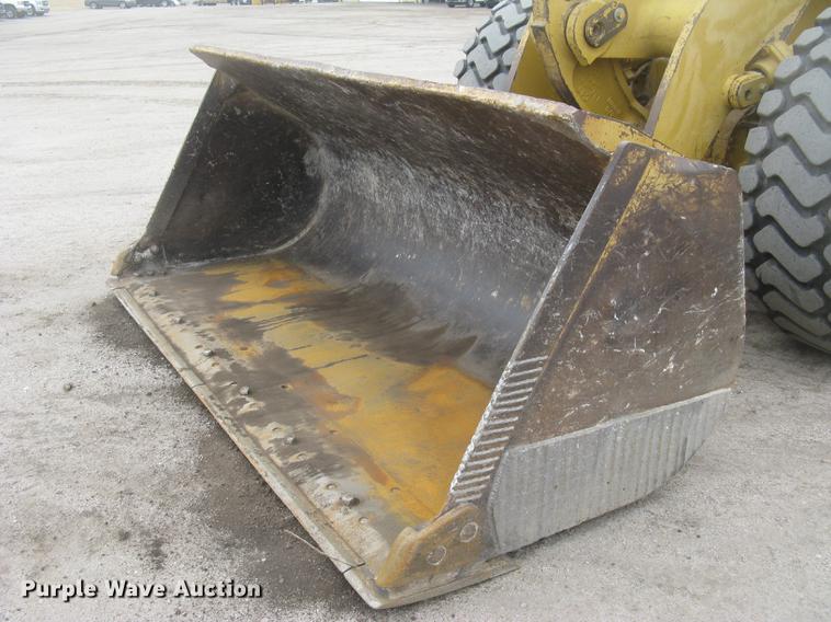 image for item DC2339 2001 Caterpillar 950G wheel loader