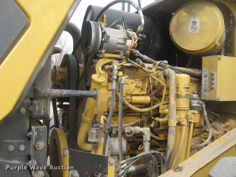 image for item DC2339 2001 Caterpillar 950G wheel loader