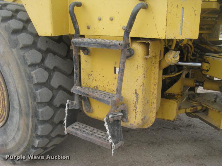 image for item DC2339 2001 Caterpillar 950G wheel loader