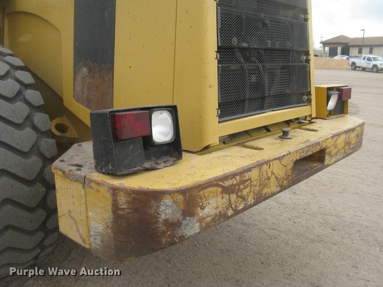 image for item DC2339 2001 Caterpillar 950G wheel loader