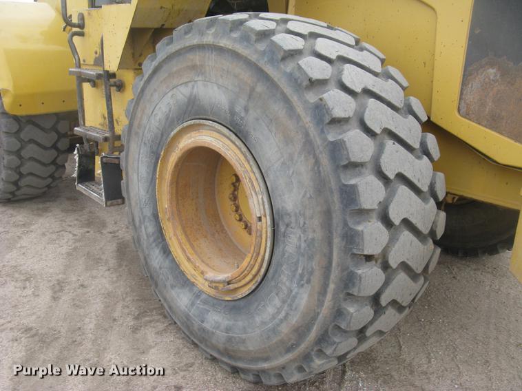 image for item DC2339 2001 Caterpillar 950G wheel loader