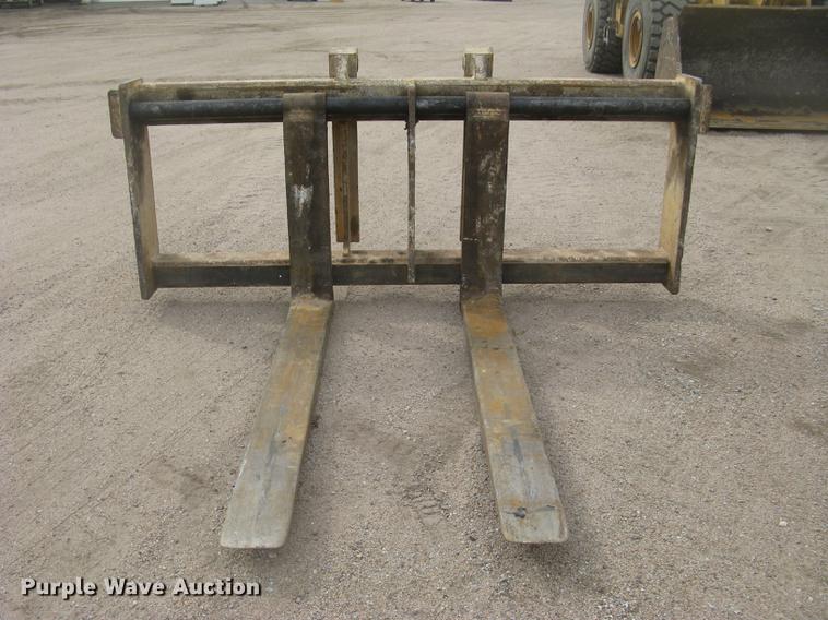 image for item DC2339 2001 Caterpillar 950G wheel loader