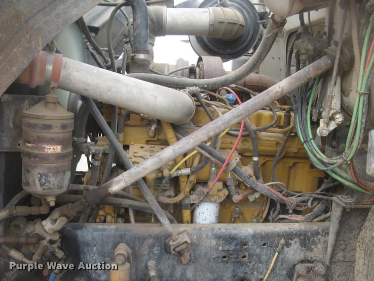 image for item DC2341 1995 Volvo ACL tank truck