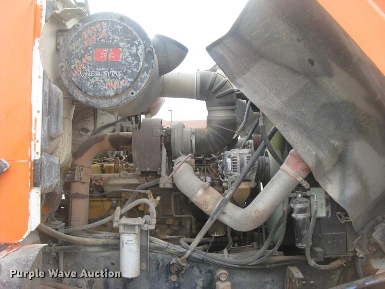 image for item DC2341 1995 Volvo ACL tank truck