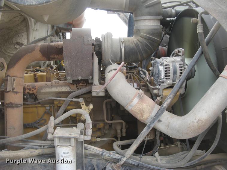 image for item DC2341 1995 Volvo ACL tank truck