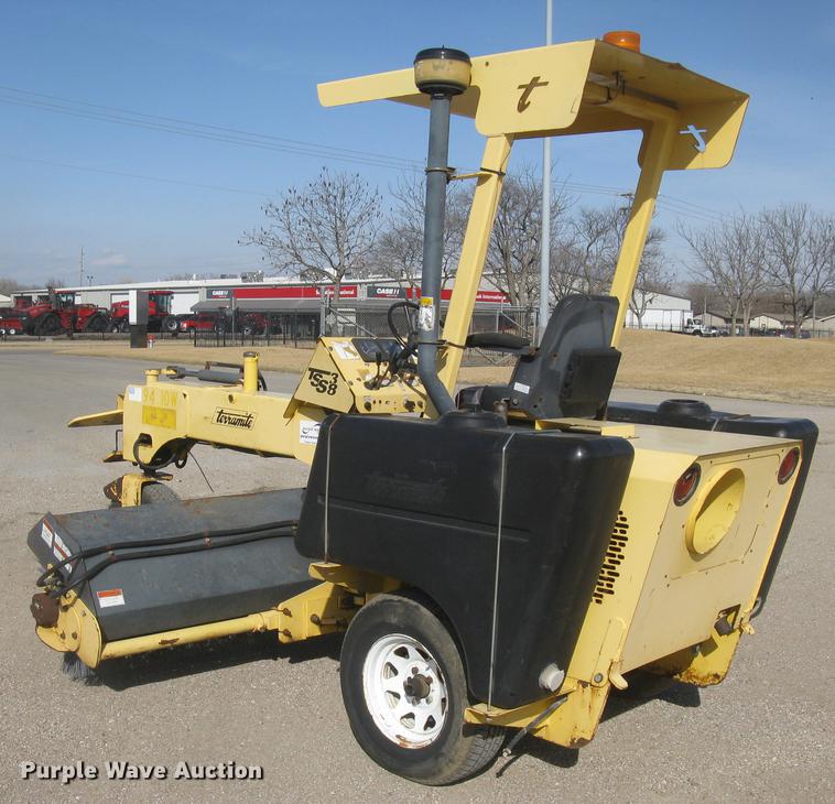 image for item DC2342 Terramite TSS38 broom