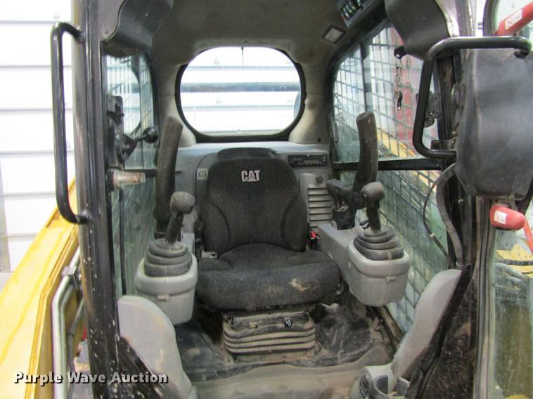 image for item DC4349 2012 Caterpillar 289C2 skid steer