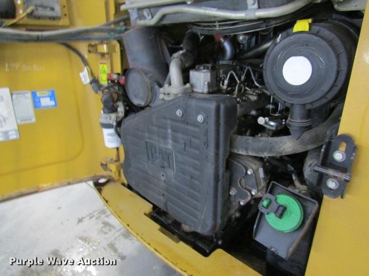 image for item DC4350 2012 Caterpillar 299C skid steer