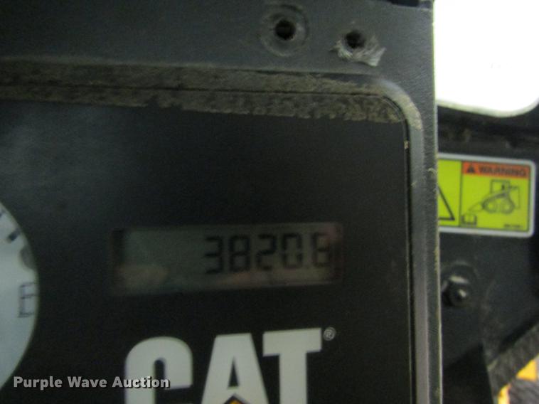 image for item DC4350 2012 Caterpillar 299C skid steer