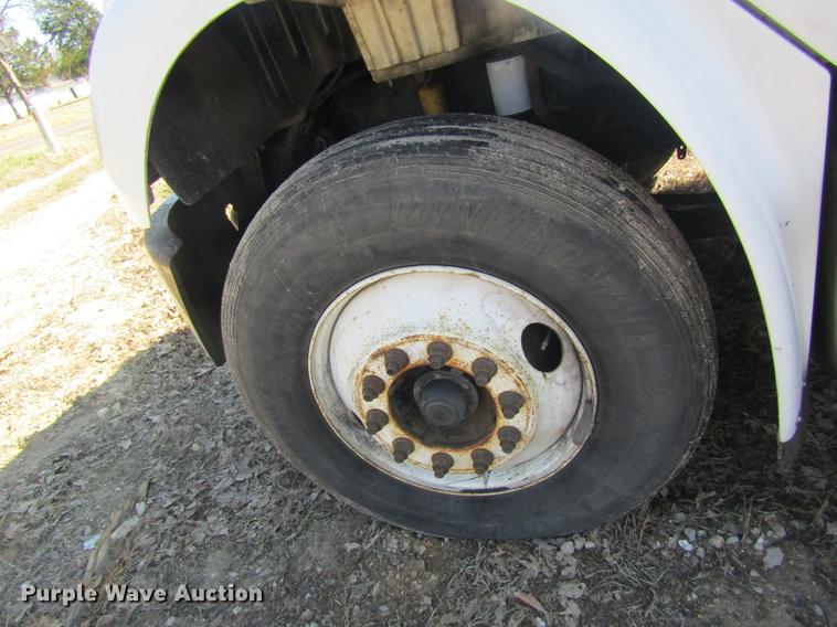 image for item DC4360 2005 Freightliner M2 106 bucket truck