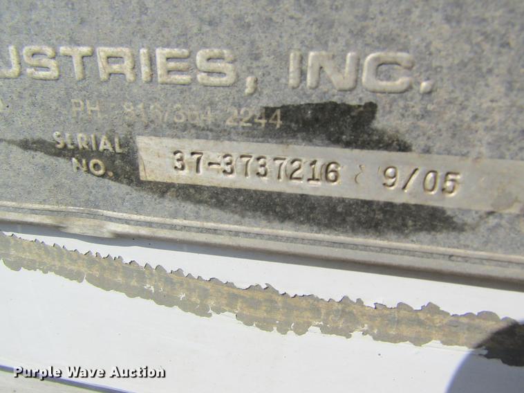 image for item DC4360 2005 Freightliner M2 106 bucket truck