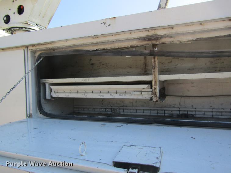 image for item DC4360 2005 Freightliner M2 106 bucket truck