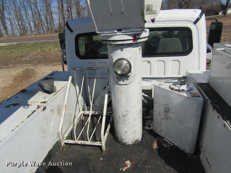 image for item DC4360 2005 Freightliner M2 106 bucket truck