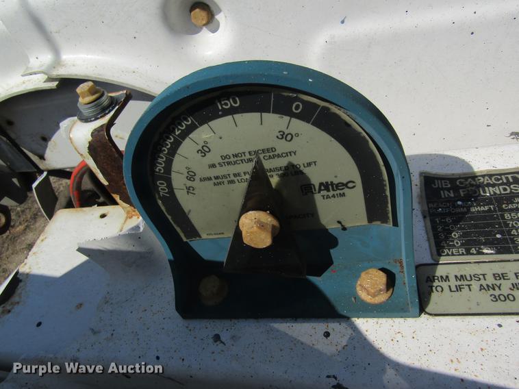 image for item DC4360 2005 Freightliner M2 106 bucket truck