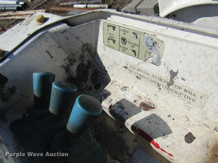 image for item DC4360 2005 Freightliner M2 106 bucket truck