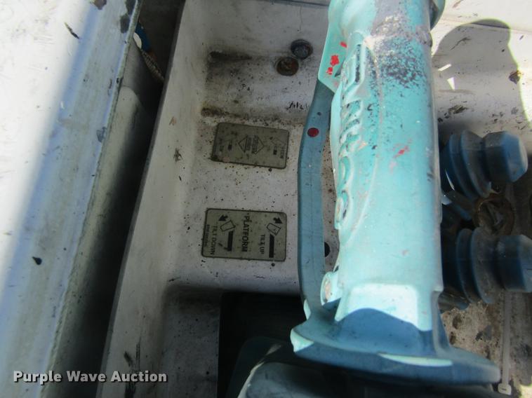 image for item DC4360 2005 Freightliner M2 106 bucket truck