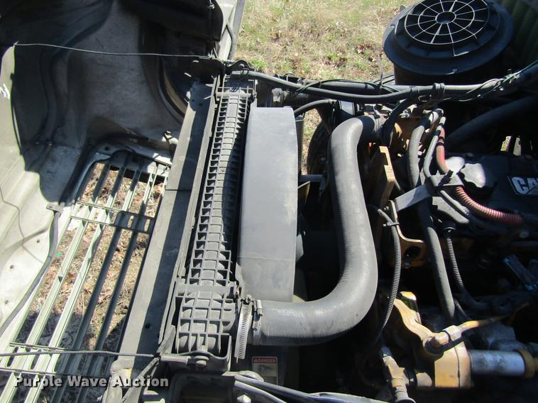 image for item DC4360 2005 Freightliner M2 106 bucket truck