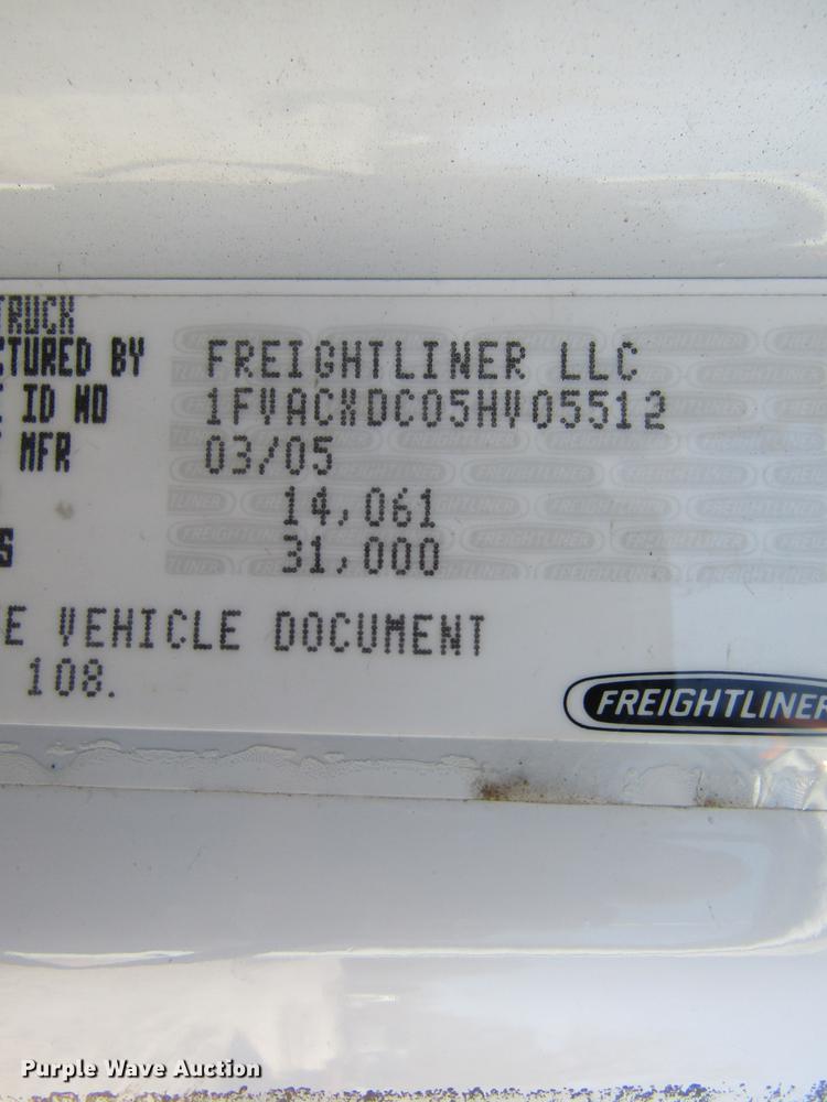 image for item DC4360 2005 Freightliner M2 106 bucket truck