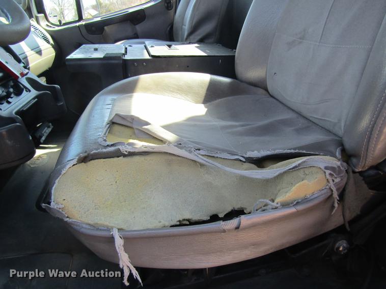 image for item DC4360 2005 Freightliner M2 106 bucket truck