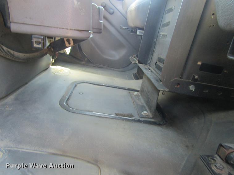 image for item DC4360 2005 Freightliner M2 106 bucket truck