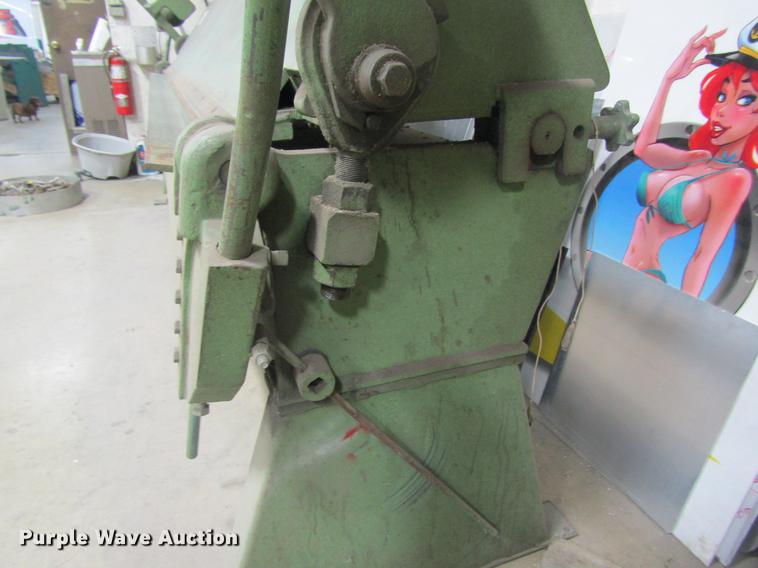 image for item DC4361 Chicago SO-1014 sheet metal brake