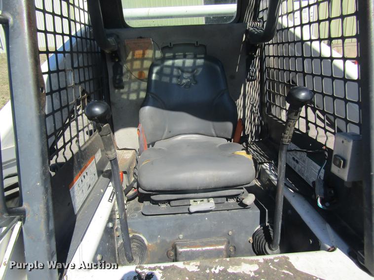 image for item DC4385 2005 Bobcat S185 skid steer