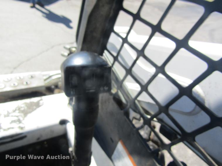 image for item DC4385 2005 Bobcat S185 skid steer