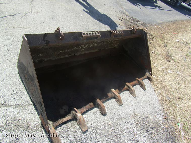 image for item DC4385 2005 Bobcat S185 skid steer