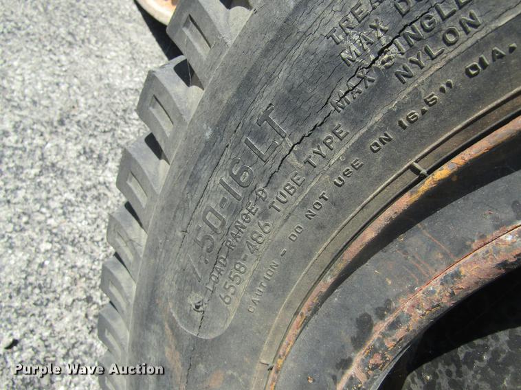 image for item DC4386 Mauldin 2-4 double drum vibratory roller