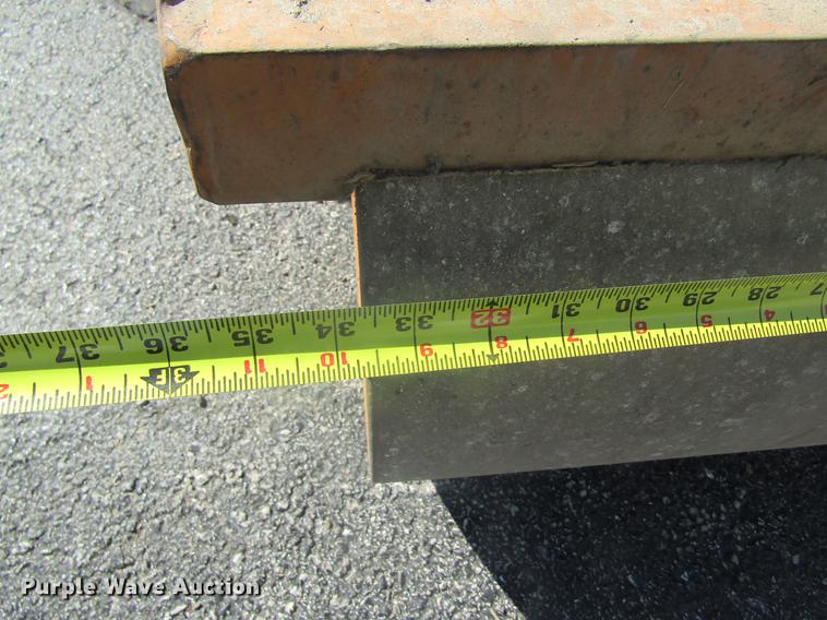 image for item DC4386 Mauldin 2-4 double drum vibratory roller