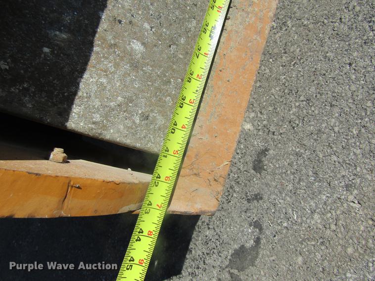 image for item DC4386 Mauldin 2-4 double drum vibratory roller