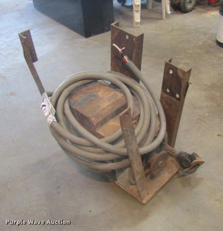 image for item DC4390 Gentec generator