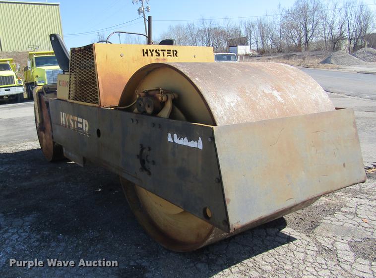 image for item DC4393 1980 Hyster C350C double drum roller