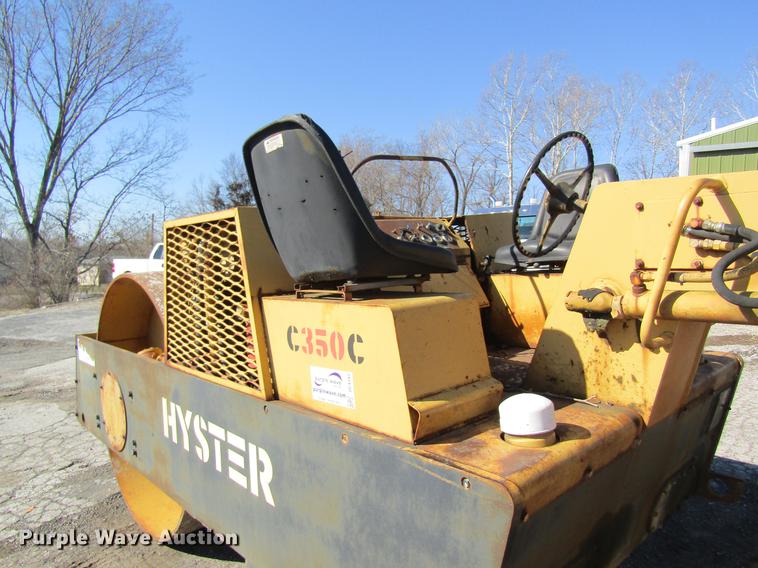 image for item DC4393 1980 Hyster C350C double drum roller