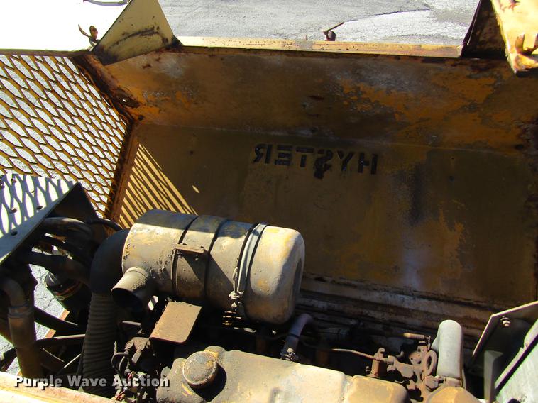 image for item DC4393 1980 Hyster C350C double drum roller