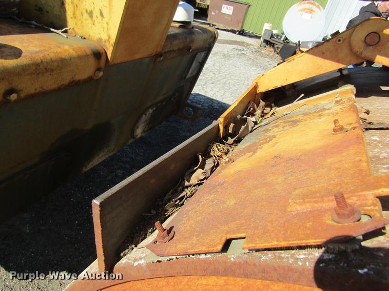 image for item DC4393 1980 Hyster C350C double drum roller