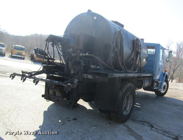 image for item DC4394 1998 Freightliner FL70 seal coat truck