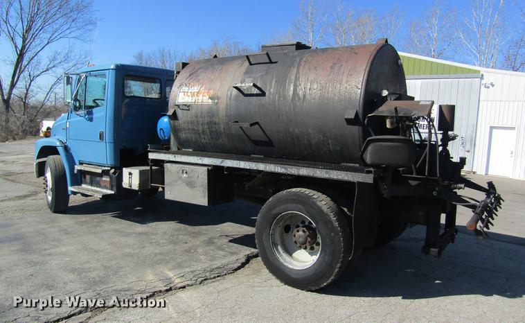 image for item DC4394 1998 Freightliner FL70 seal coat truck