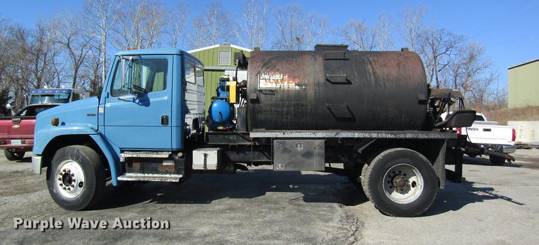 image for item DC4394 1998 Freightliner FL70 seal coat truck