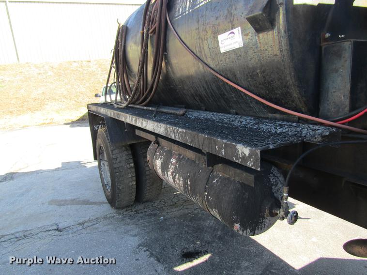 image for item DC4394 1998 Freightliner FL70 seal coat truck